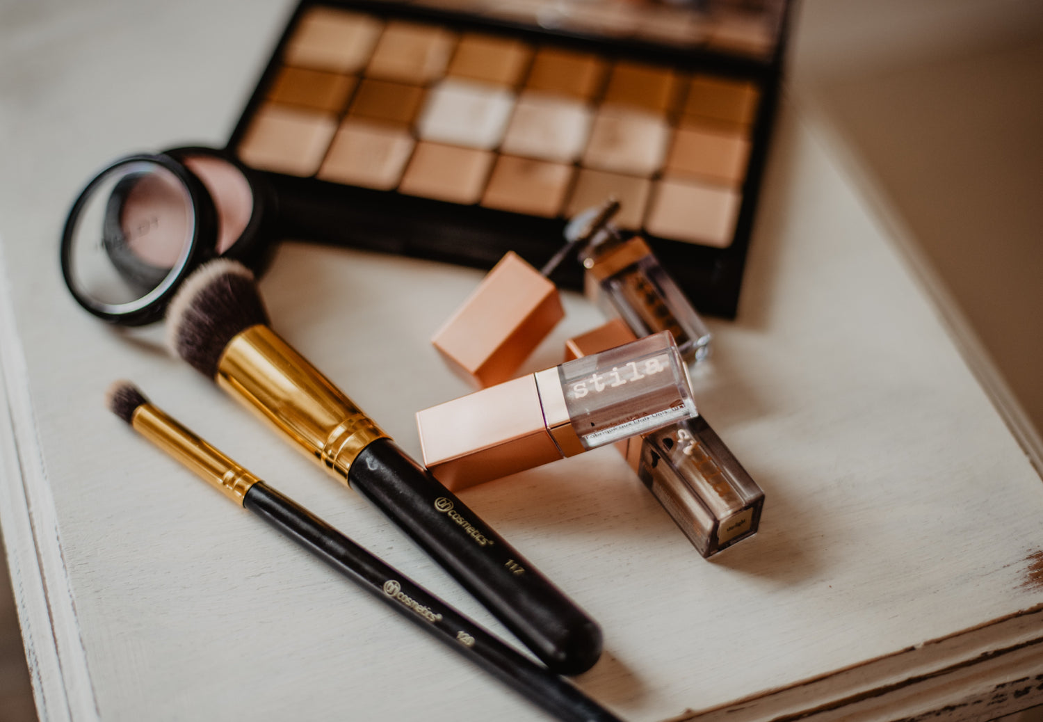 透明感を演出!30代40代のベースメイクのポイントとは?